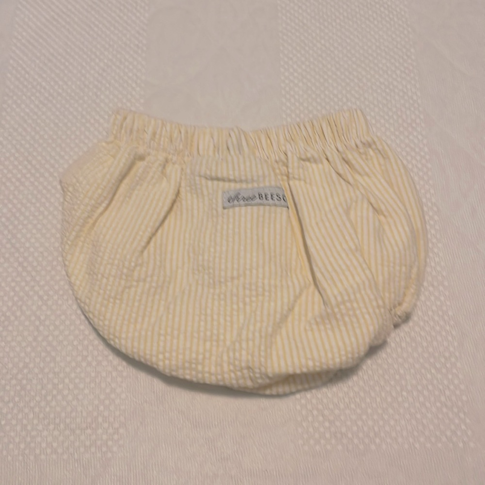 Like new yellow seersucker diaper cover bloomers